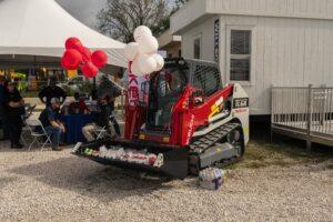 Machine with balloons