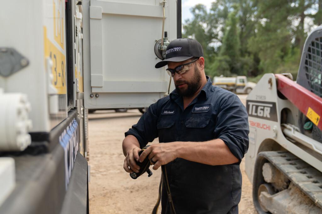 hhm Houston Heavy Machinery rentals service parts